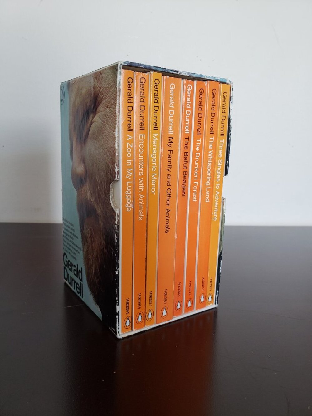 Boxed Set Gerald Durrell 8 paperbacks detailing his charming adventures w animal